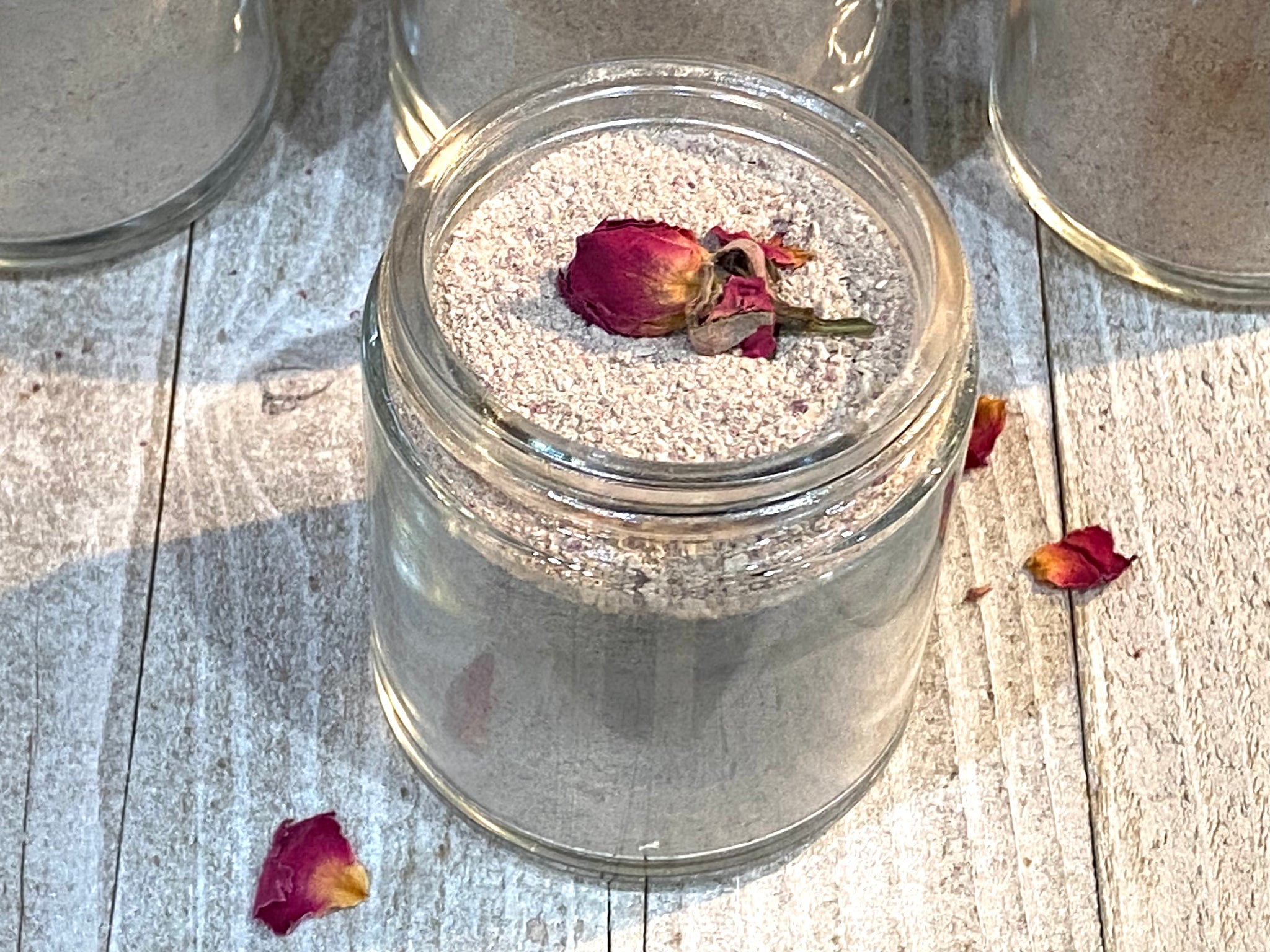 Dried Rose Buds & Petals – Your Private Bar